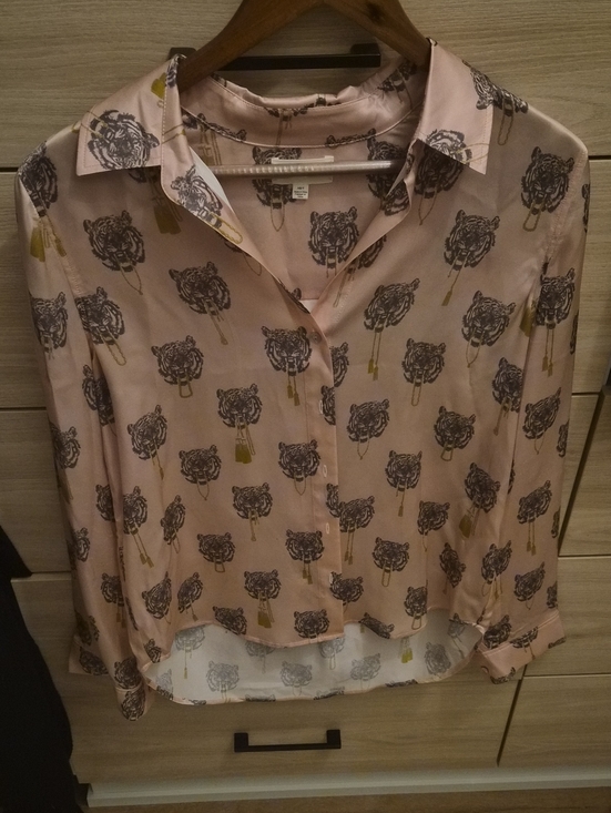 L'AGENCE Tops - L'AGENCE Pink Tiger-Print Button-Down Blouse